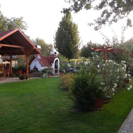 Apartment In Balatonlelle/Balaton 19048 Balatonboglár المظهر الخارجي الصورة